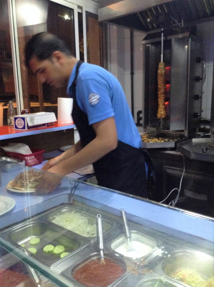 kebab-store-working-food